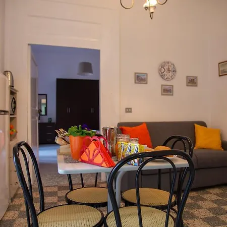 Domus Anticaglia By Domusextra * ナポリ