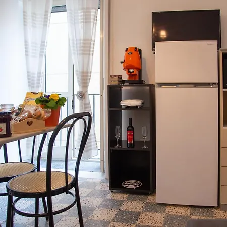 Domus Anticaglia By Domusextra Apartment *