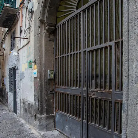 Domus Anticaglia By Domusextra Apartment *