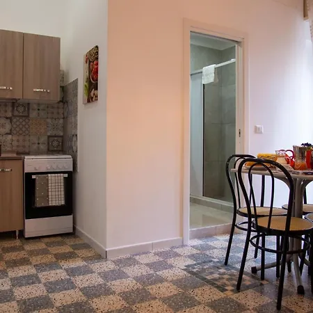 Domus Anticaglia By Domusextra Apartment *